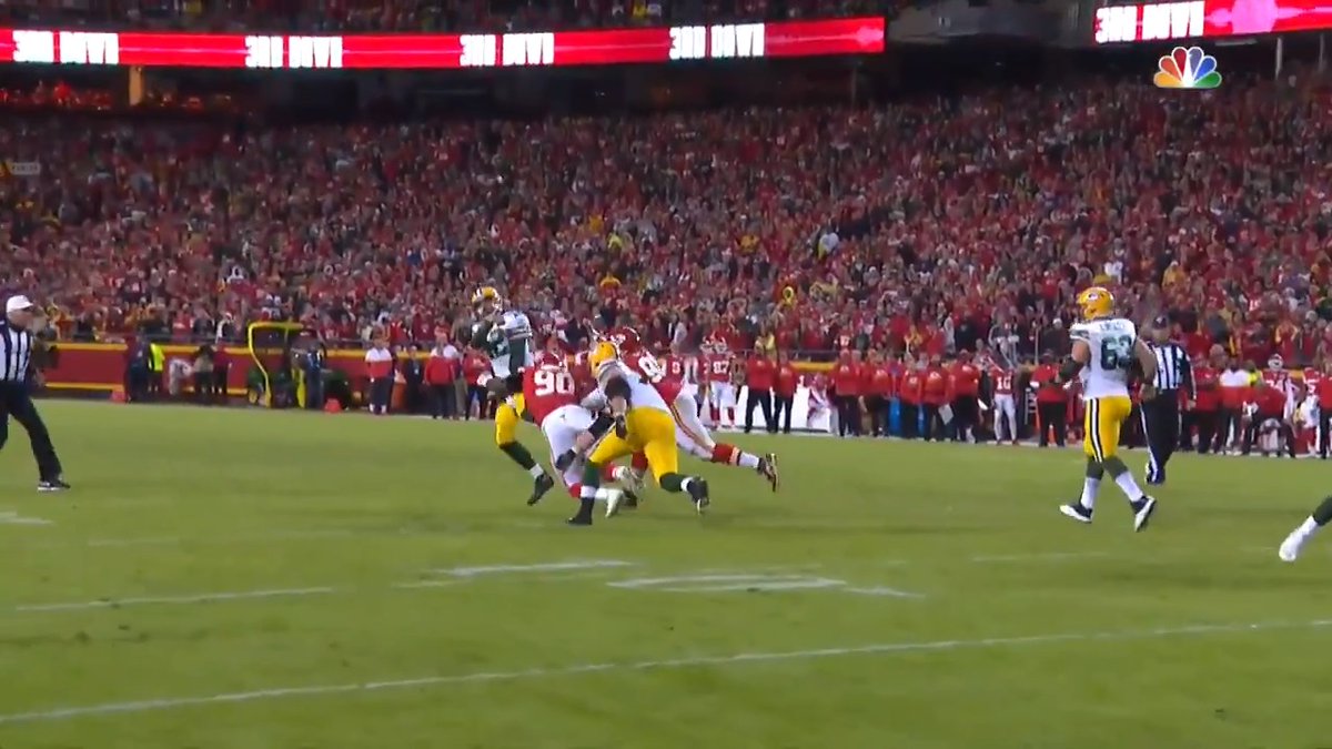 This Aaron Rodgers pass from 2019 will forever be goated🐐