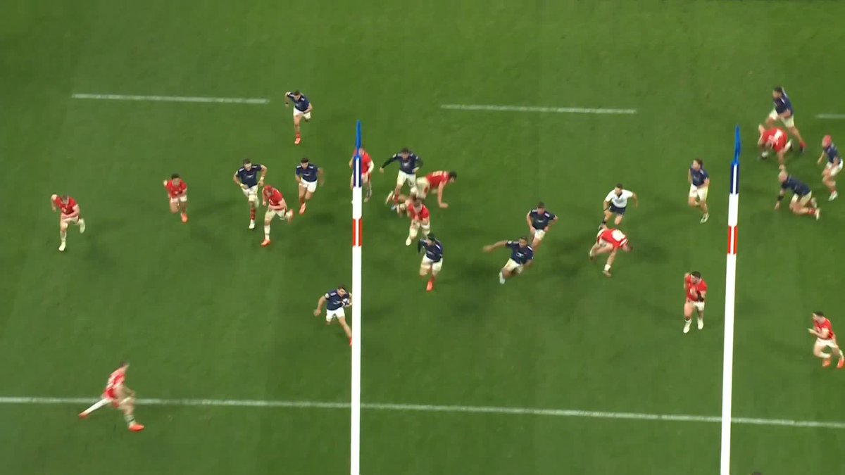 Another angle of France's third try... Forward pass? 🤔 #GuinnessM6N | #FRAvWAL