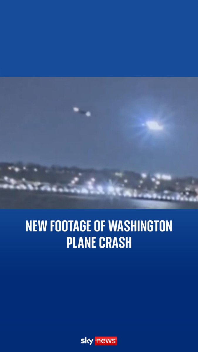 Video obtained by CNN shows two clear angles of the collision between an American Eagle jet and Army helicopter near Reagan National Airport. #washington #usnews #plane #skynews