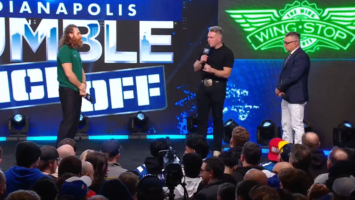 .Pat McAfee struck a chord with Sami Zayn 😳 #RoyalRumble