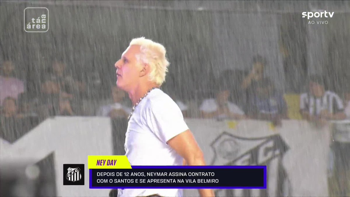 Supla. Supla cantando "Imagine" debaixo de chuva. Supla cantando "Imagine" debaixo de chuva na apresentação do Neymar no Santos. Como não amar o Brasil?! 😅