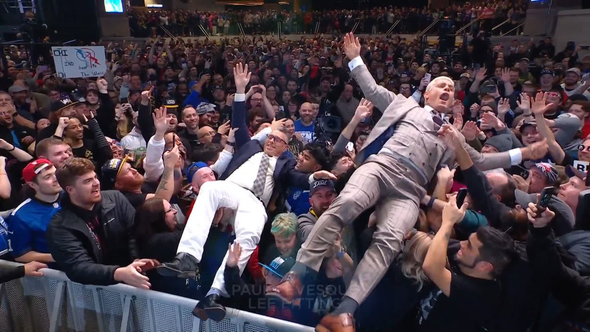 LET'S GOOO! 🗣️ Sometimes you just have to crowd surf 🤷 Cody Rhodes Michael Cole #RoyalRumble