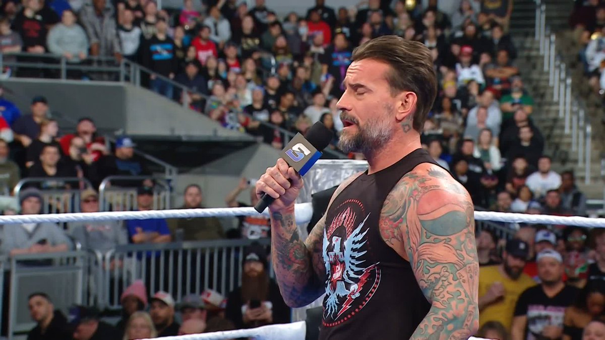 "I've never lost to @loganpaul." Logan Paul is catching strays 😂 player/coach #SmackDown