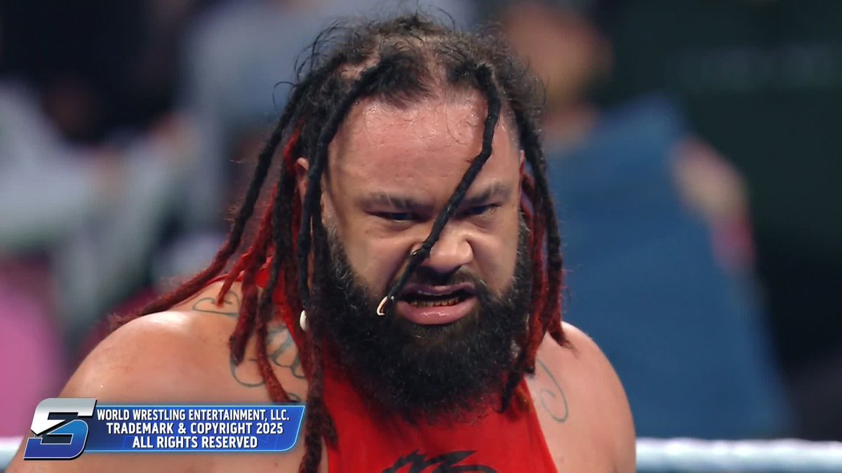 LOOK OUT! Jacob Fatu had to ruin Damian Priest's moment 😳 #SmackDown