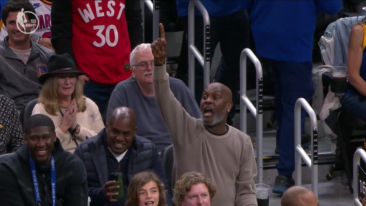 KD and Gary Payton Sr. chirpin' 😂
