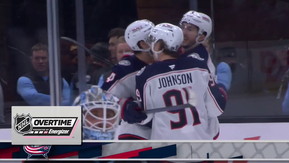 WHO ELSE BUT WERENSKI? 🤩 Zach Werenski makes no mistake on a 2-on-0 in Energizer overtime!