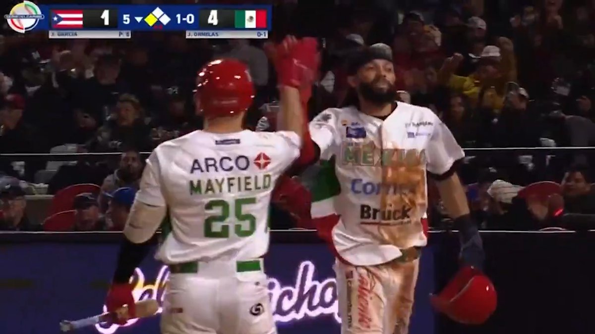 It’s 2025 and Billy Hamilton is still causing chaos on the bases! #CaribbeanSeries