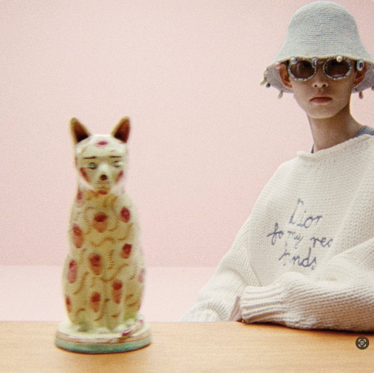 Inspired by the oeuvre of Hylton Nel, the #DiorSummer25 campaign reveals modern silhouettes by Kim Jones accentuated by the ceramicist's emblematic cat. Tap on the card to browse the collection!