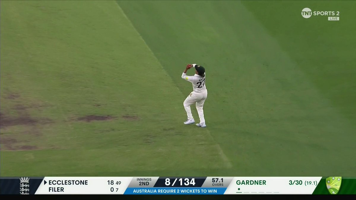England are on the verge… Sophie Ecclestone spoons one up ❌ 📺 Watch #AUSvENG on TNT Sports & discovery+ UK