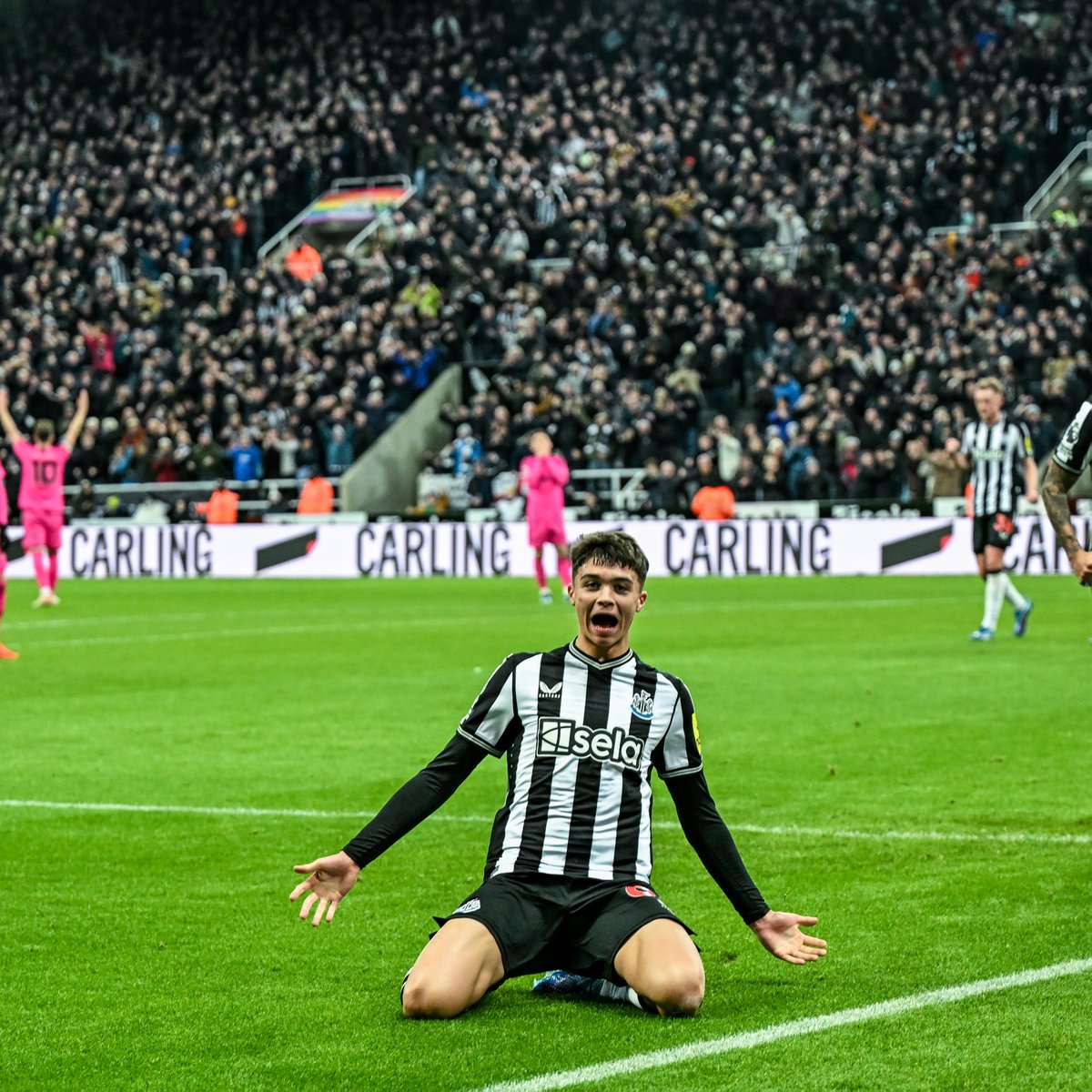 What a moment for LewisMiley 🥹