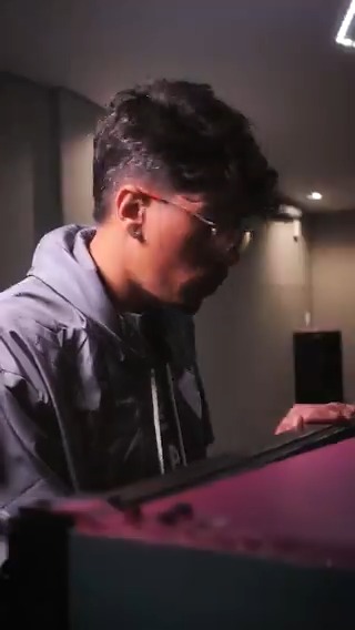 Influencer bonito ✅ Perfil Solid ✅ amado pela comunidade ✅ Hoje anunciamos que o Luan Marinho é o nosso mais novo INFLUENCIADOR e integrante da MANADA mais SÓLIDA do MUNDO! LUAN MARINHO NA SOLID #goSOLID 💛