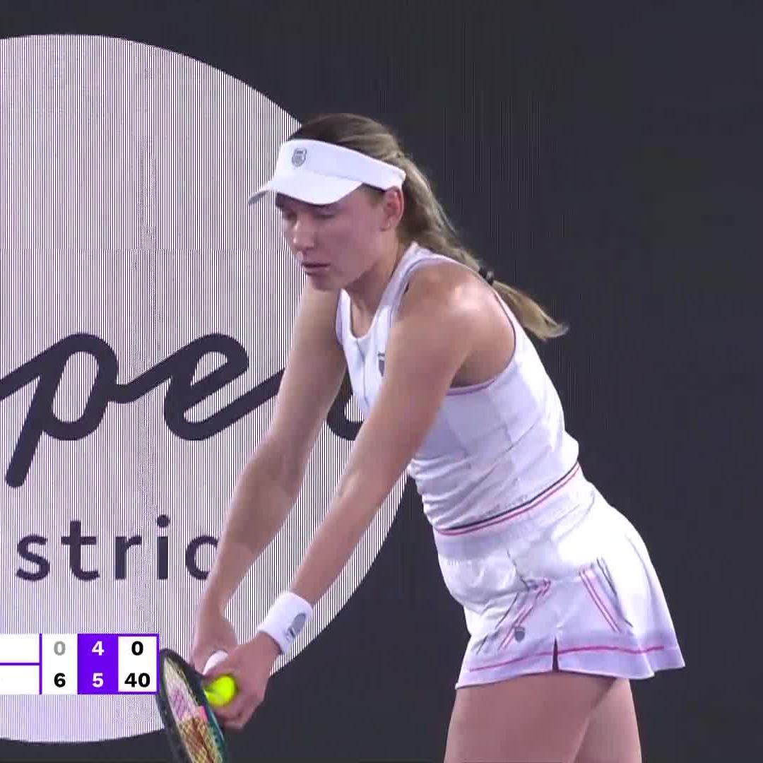 Loving it in Linz 🤌 A third #WTALinz final for Alexandrova as she takes down Muchova 6-0, 6-4!