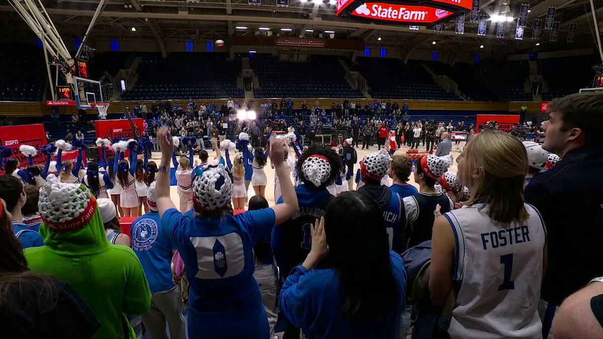 $19K HALF-COURT SHOT 💰 Duke student Raphael Lee made it look easy 🎯