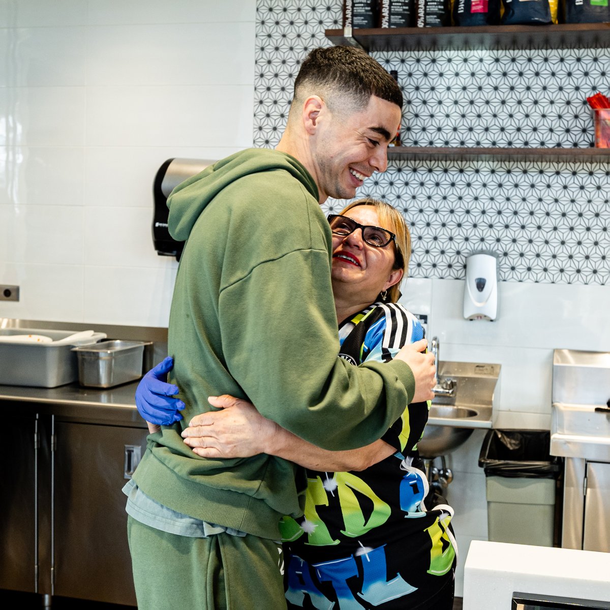 Six years too long ❤️ Miggy's reunion with the kitchen staff was long overdue 🥹