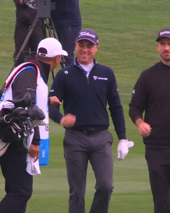 Justin Thomas are you serious?!?! He’s made TWO hole-out eagles in his last 4 holes. 🤯