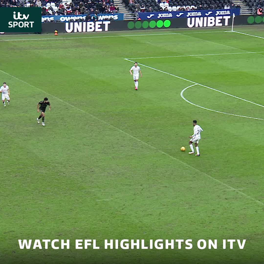 Goal of the season contender? 👀🎯 Brandon Thomas-Asante has netted a STUNNER there 😮‍💨 #ITVFootball | EFL | Coventry City