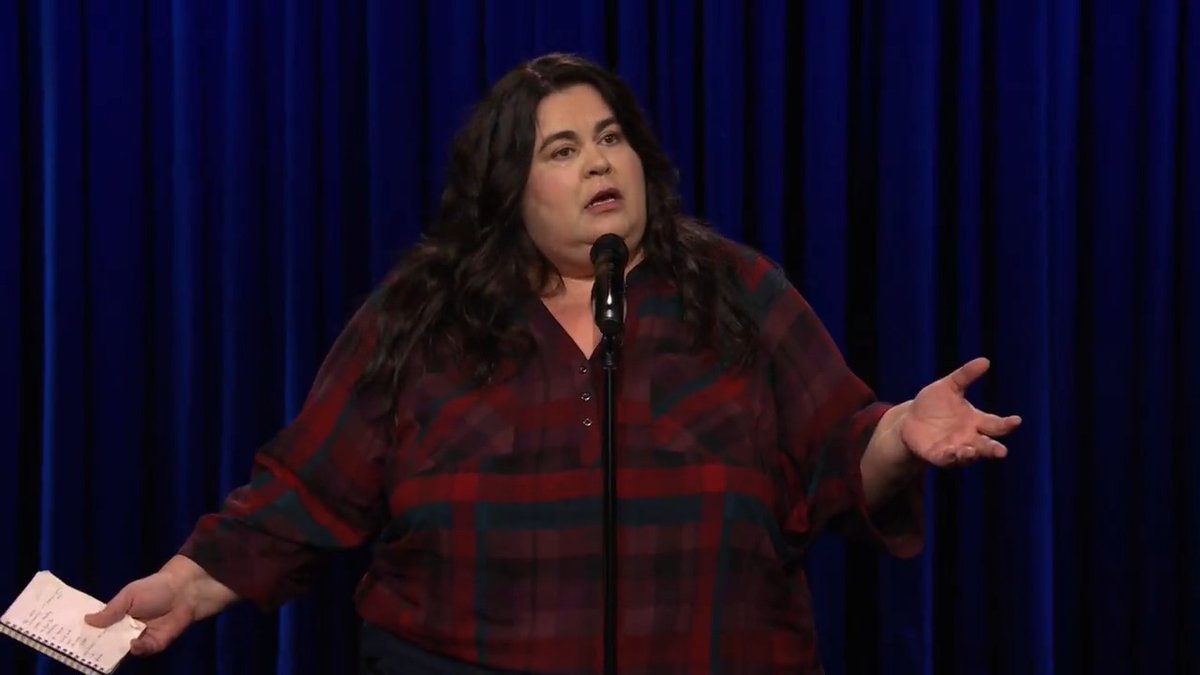 Debra DiGiovanni is between cats right now 🤣 #FallonTonight #StandUp