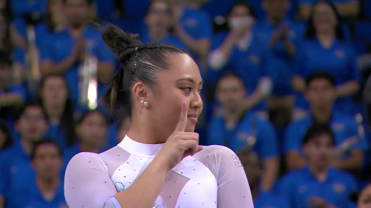 Nothing shakes this UCLA Gymnastics anchor ⚓ Watch Emma Malabuyo score a 9.925 on beam #B1GWGym on FOX 📺