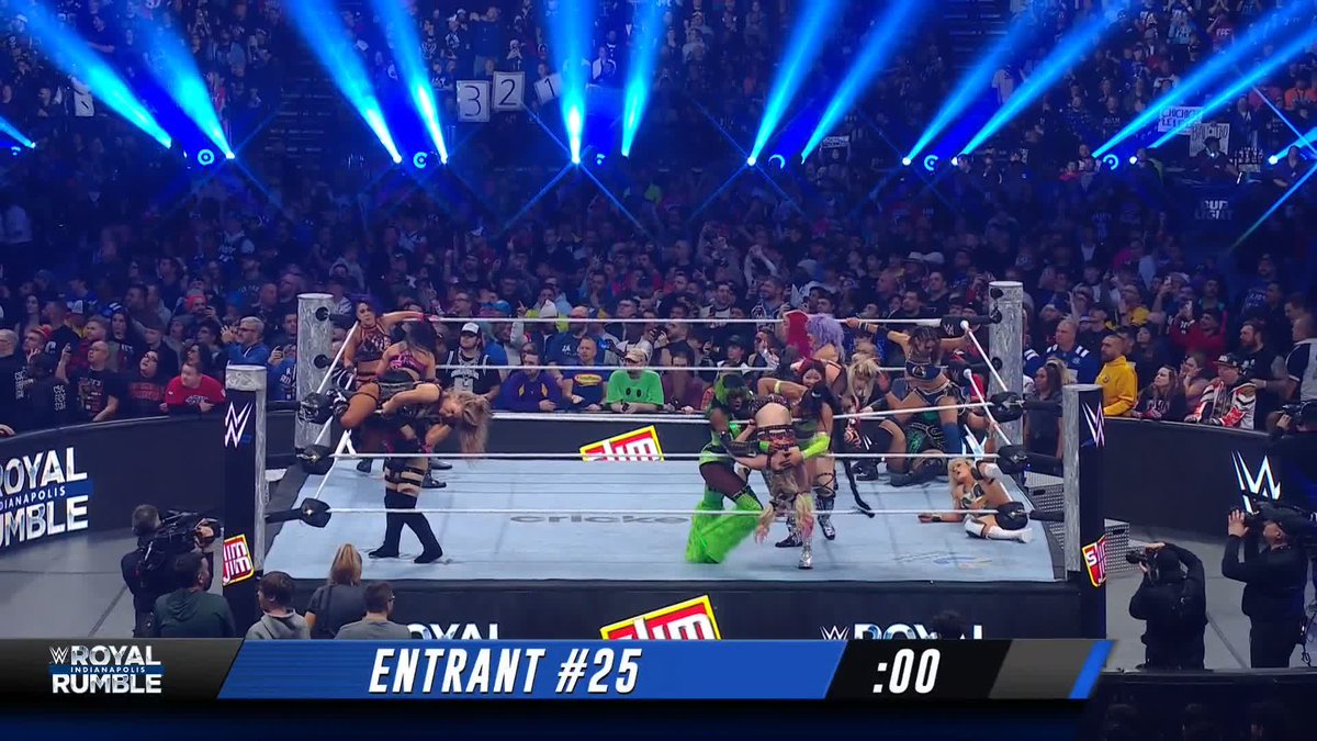 The Women's #RoyalRumble Match has just gotten STRATUS-fied!