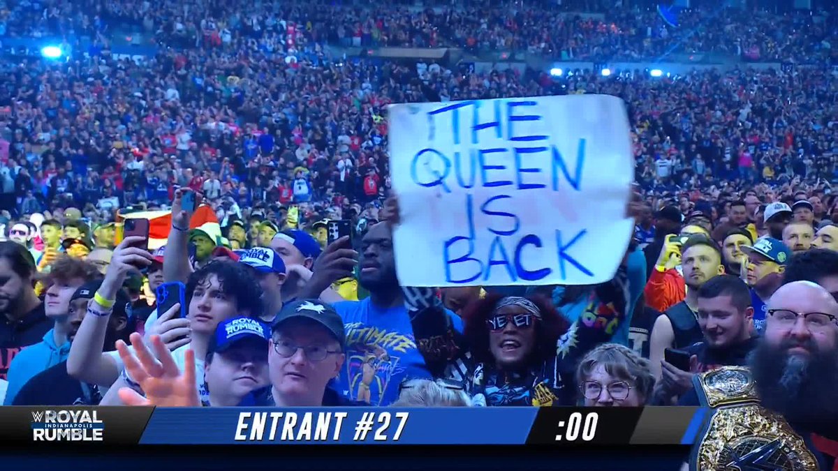 The QUEEN has arrived in the Women's #RoyalRumble Match! 👑
