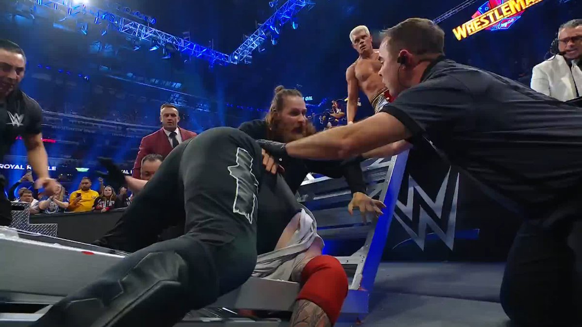 ¡Cody Rhodes ha PERDIDO EL CONTROL! #RoyalRumble