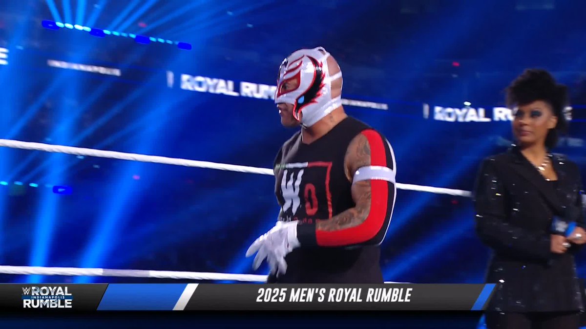NO WAY!! 🤯🤯🤯 #RoyalRumble