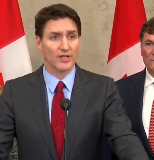 BREAKING: Justin Trudeau just announced devastating tariffs against the United States—a 25% tariff on over $150 billion worth of American goods.