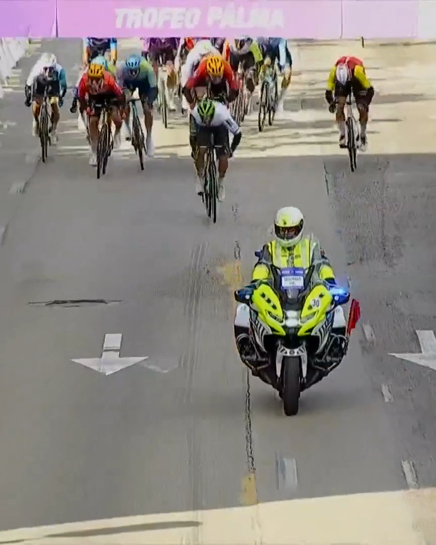 🚴 VITÓRIA PORTUGUESA em Maiorca 🇵🇹 📹 O campeão olímpico de pista, Iúri Leitão, vence o último troféu do Challenge Maiorca, após um fantástico ataque surpresa já dentro do último km 👏 🙌