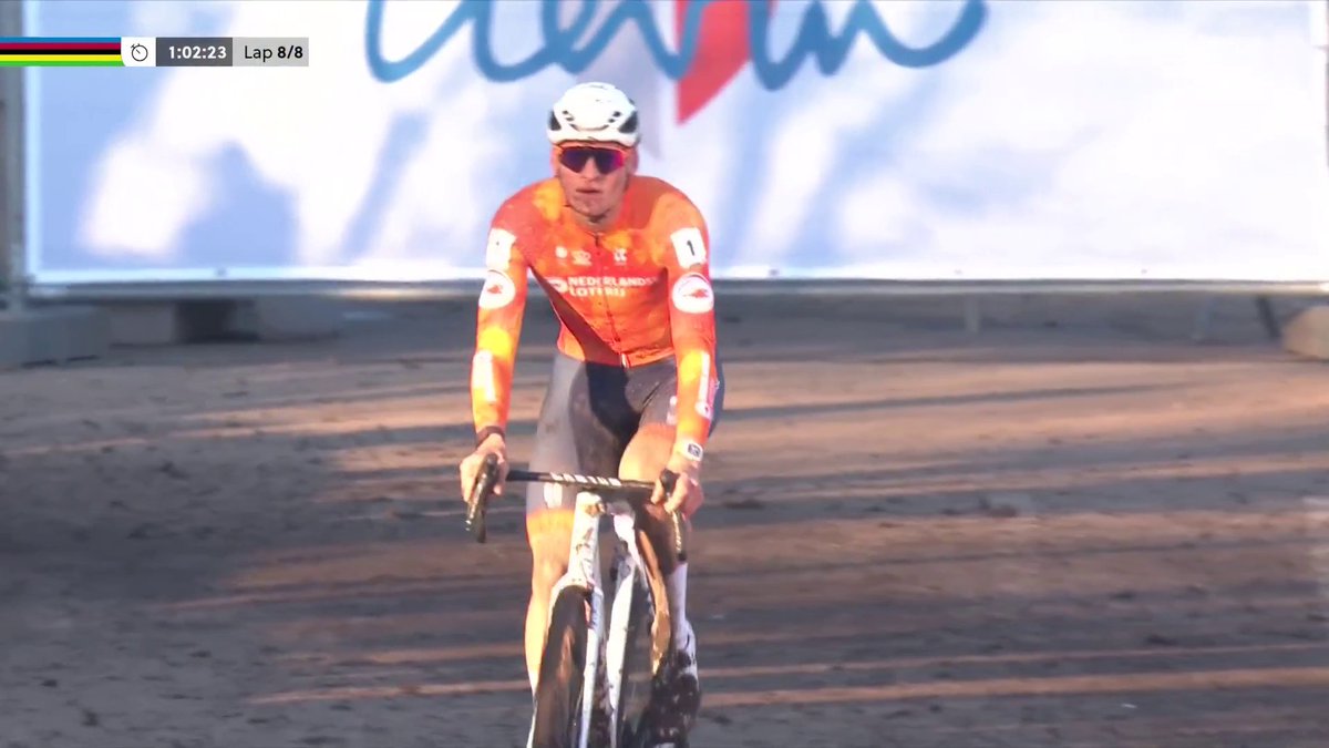 𝑼𝑵 𝑪𝑨𝑴𝑷𝑬𝑶́𝑵 𝑷𝑨𝑹𝑨 𝑳𝑨 𝑬𝑻𝑬𝑹𝑵𝑰𝑫𝑨𝑫 🌈 Mathieu van der Poel logra su séptimo Mundial de ciclocross y se convierte en el más laureado de todos los tiempos junto a Eric De Vlaeminck. 🚵 Lo has visto en Eurosport.es y HBO Max España. #Lievin2025
