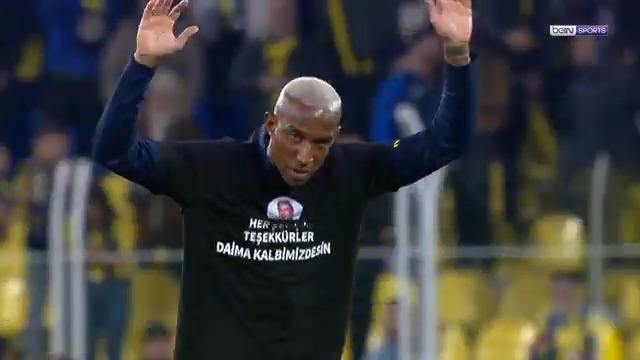 🙌 Fenerbahçe tribünleri, yeni transferler Anderson Talisca ve Milan Skriniar’ı karşılıyor.