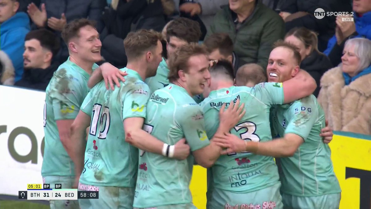 Another screamer for Bedford ‼️ Matt Worley scores his second to give Bedford the try bonus point, and put them within five points. #PremRugbyCup