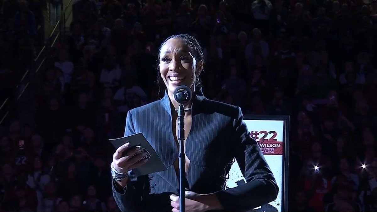 A’ja Wilson's No. 22 officially in the South Carolina rafters. Legend 👏 South Carolina Women's Basketball