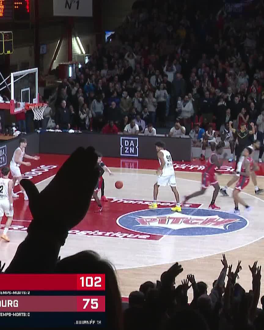 Le talent de Mohamed Diawara 💎🇫🇷 La pépite de Cholet Basket s'est illustrée lors du large succès de son équipe 🙌 #BetclicELITE | DAZN France