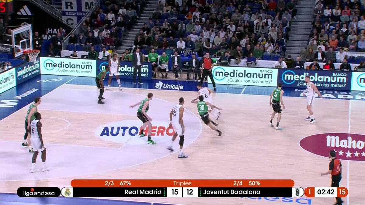 🔥🎯 ¡Los primeros puntos de Dennis Smith Jr. en #LigaEndesa con la camiseta del Real Madrid Basket! 📺 Movistar Plus+ | #ConectaConTuPasion