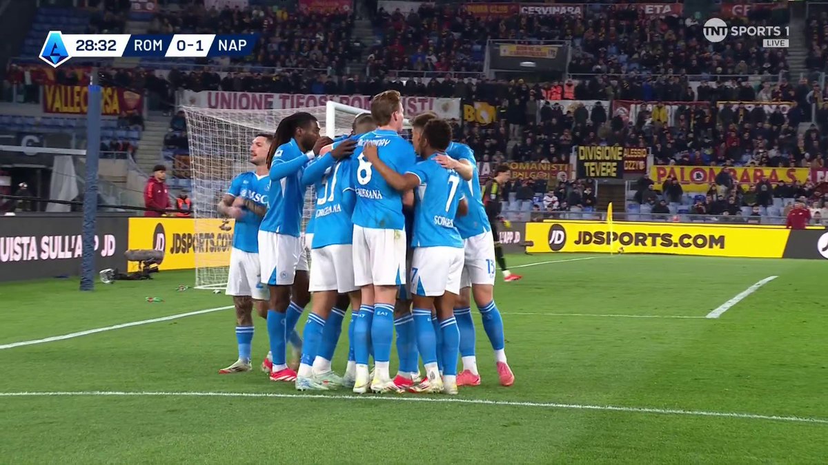 Leonardo Spinazzola refused to celebrate after opening the scoring against his former club ⚽️ 📺 TNT Sports &amp; Discovery+