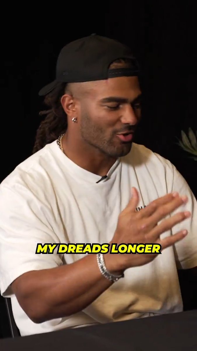 .Fred Warner only has good hair days 😅 Aaron Branch | Kévin Langue