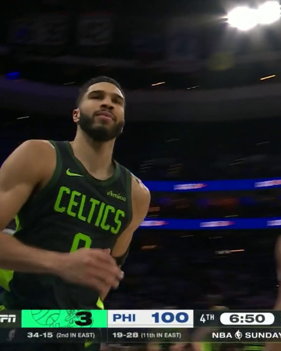 TATUM GIVES THE CELTICS THE LEAD 😱 They trailed by 26 in the third 😲