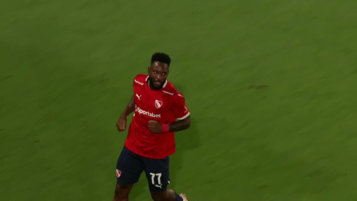 👹⚽¡CON USTEDES LA PANTERA NEGRA TURBO! Álvaro Angulo y su primer gol con la camiseta de Independiente en el 2-0 a Gimnasia. #TorneoApertura