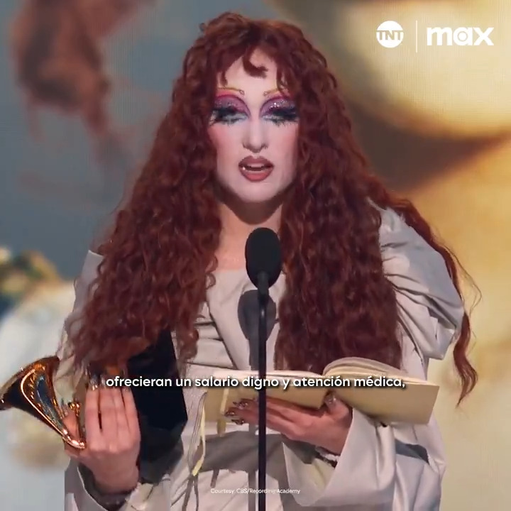 Con ustedes, el poderoso discurso de #ChappellRoan en los #Grammys 👏🏼👏🏼👏🏼 ¡No te pierdas ningún detalle ahora en Max y TNT!