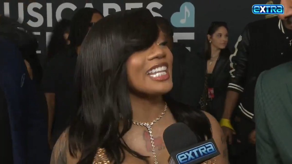 GloRilla is rooting for Beyoncé's "Cowboy Carter" to win Album of the Year at the 2025 #Grammys: "They better."