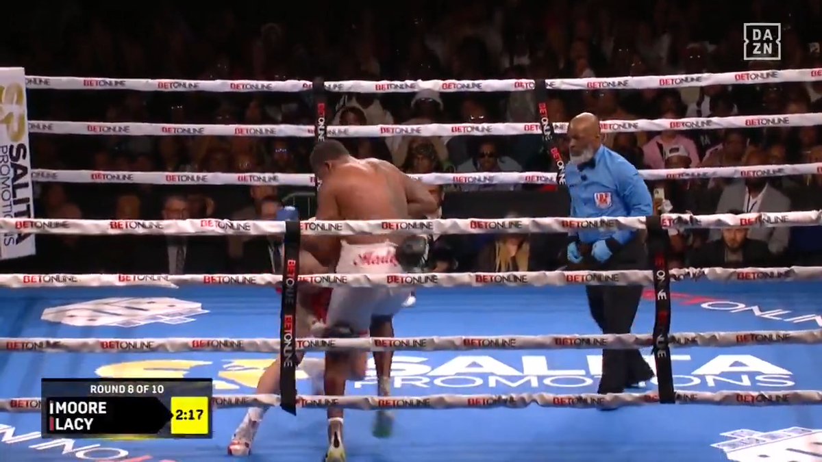 WHAT DID WE JUST WITNESS⁉️🤯 #ShieldsPerkins | Live now on DAZN