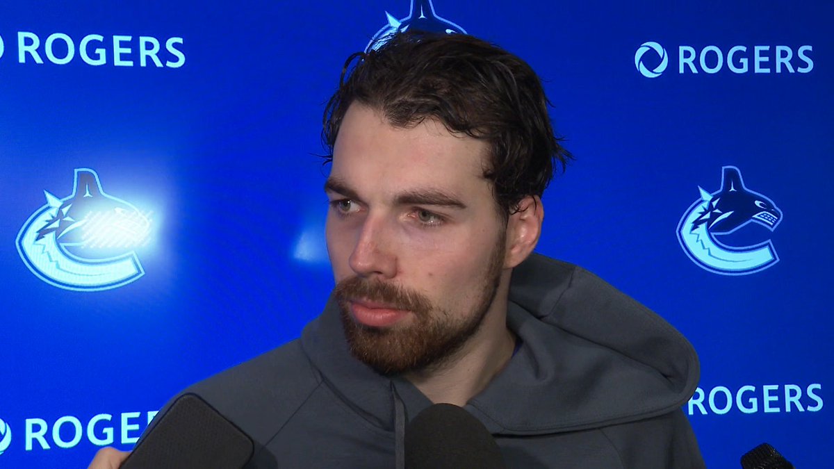 “It meant a lot of to me. In that moment, so many emotions in my head. I want to build on that and keep working hard everyday.” 🗣 Chytil on scoring in his first game after the trade. #Canucks | The Province