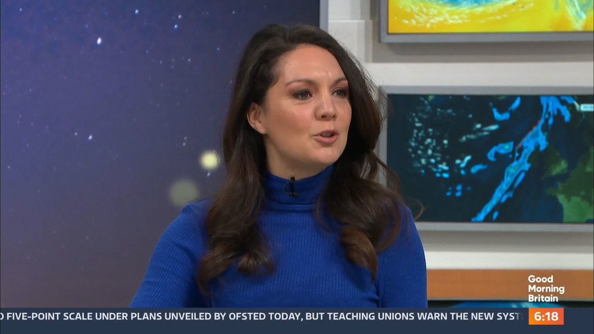 'There are six planets in the night sky at the moment.' @LauraTobin1 explains where you can see them and why it's happening.