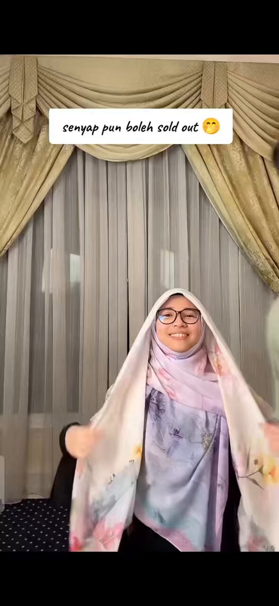 Bila introvert buat live, senyap pun boleh sold out 🤣 📸: cute08628