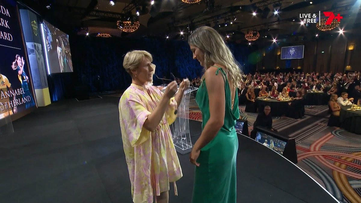 The 2025 Belinda Clark Award goes to ... Annabel Sutherland! #AusCricketAwards