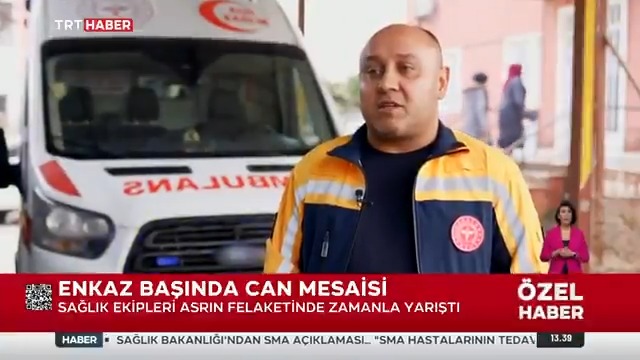 6 Şubat’ta en acı nöbetlerini tuttular… Hatay'da görev yapan paramedik Ahmet Çocen ve ambulans şoförü Yunus Emre Yarar o geceyi anlattı. 📌"Yaralıya müdahale ederken evimin yıkıldığını gördüm" 📌"Enkazdan kendi ailelerimizi kurtarıyormuş gibi emek verdik”