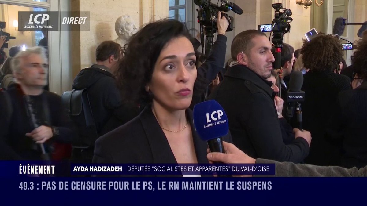 Budget 2025 : le Parti socialiste a fait "un choix pour plus de justice" en décidant de ne pas voter la motion de censure, assume Ayda Hadizadeh Députée. Sur le conflit avec LFI, elle rétorque "que dans une alliance, un seul ne peut pas décider d'excommunier un autre". #DirectAN #Budget
