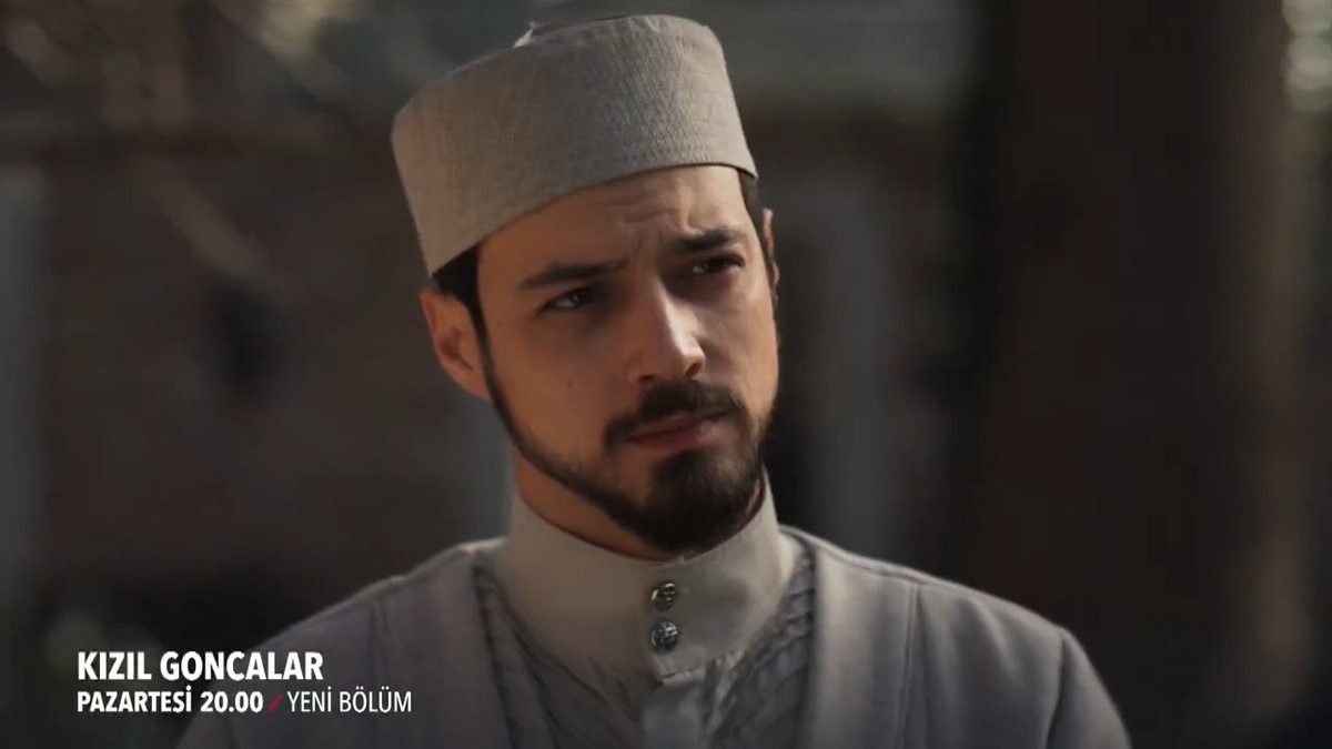 “Biz Cüneyd’le yine aynı eve çıkmaya karar verdik.” 😧 Yeni bölüm fragmanı yayında. #KızılGoncalar tüm bölümleriyle Disney+’ta. @disneyplustr @kizil_goncalar