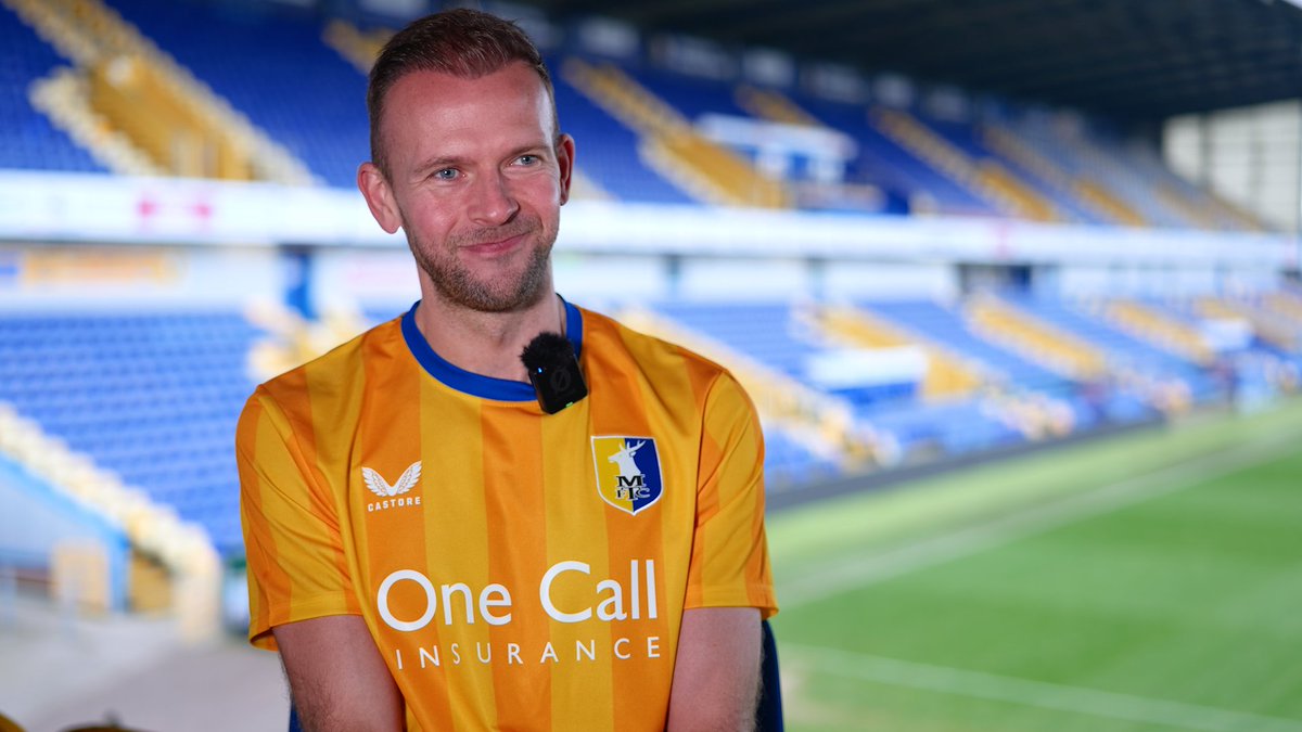 🗣️ Jordan Rhodes' first words as a Mansfield Town player. #Stags 🟡🔵