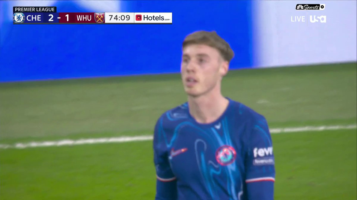 CHELSEA COMPLETE THE TURNAROUND. Cole Palmer's effort takes a big deflection and nestles in the back of the net to make it 2-1! 📺 USA Network | #CHEWHU